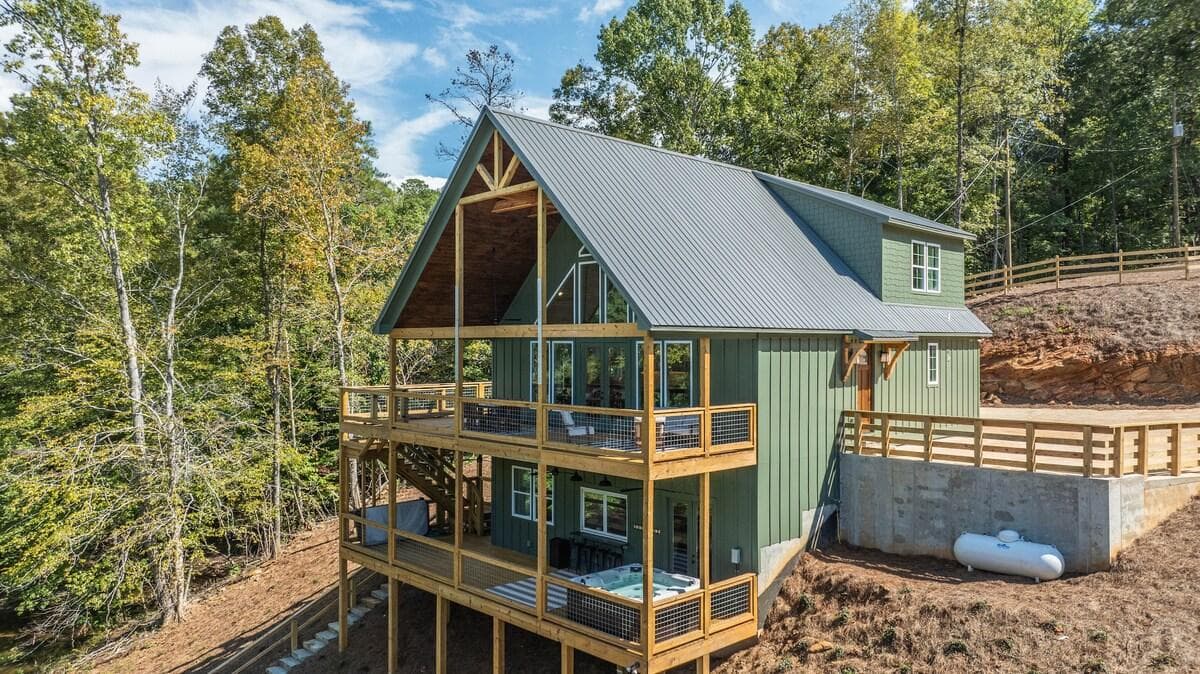 Tons of outdoor space for entertaining and fun!